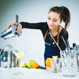 1639041946_Tipsy-cocktail-making - Copy.jpg